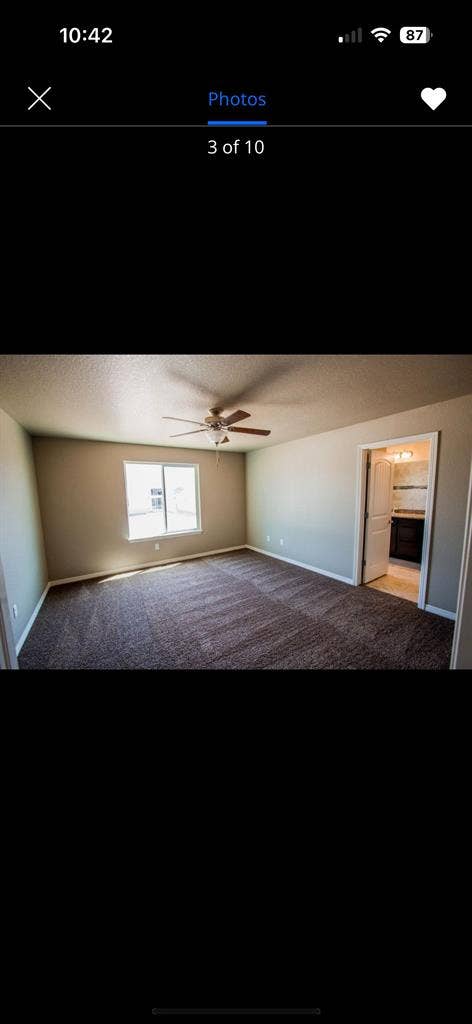 Looking for 1 roommate!
