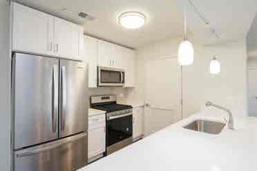 Short term lease w/ option to renew