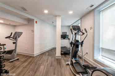 Short term lease w/ option to renew