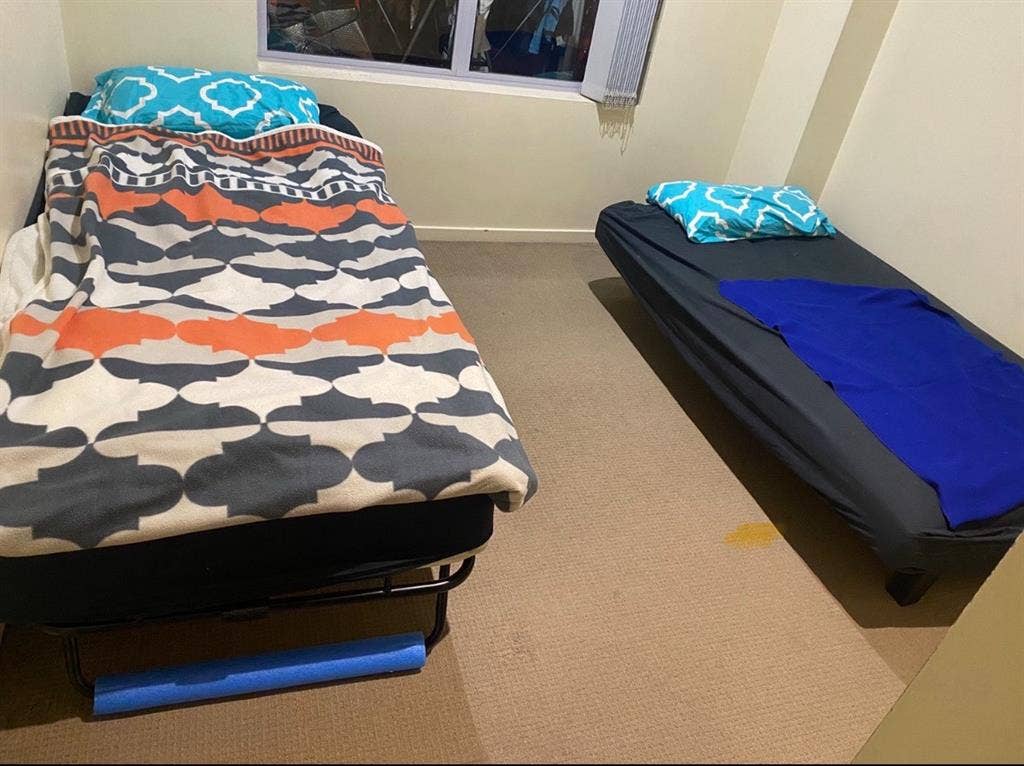 Female share room Sydney CBD