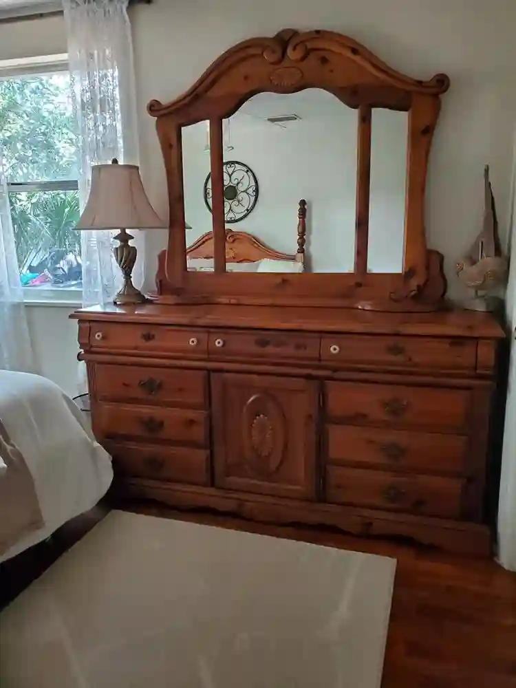 Beautifull Master Bedroom in Home