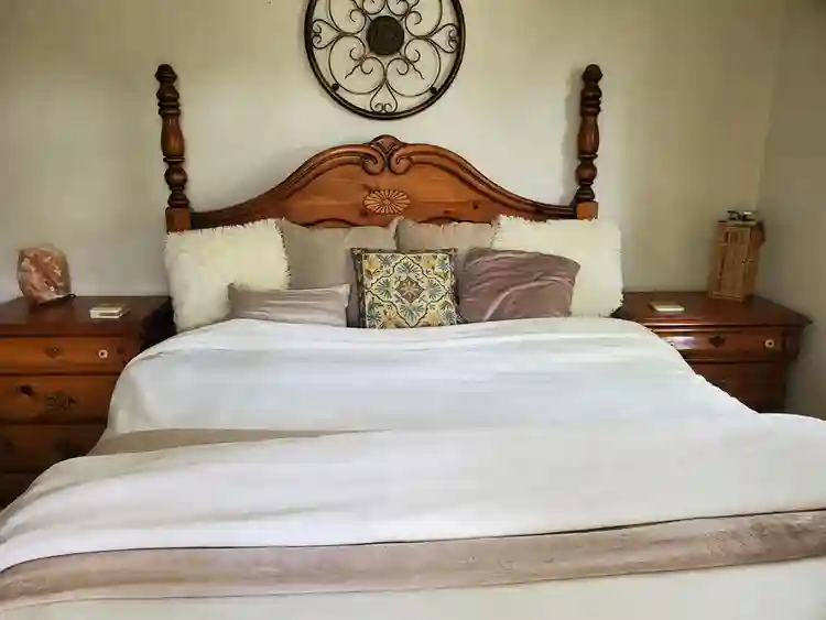 Beautifull Master Bedroom in Home