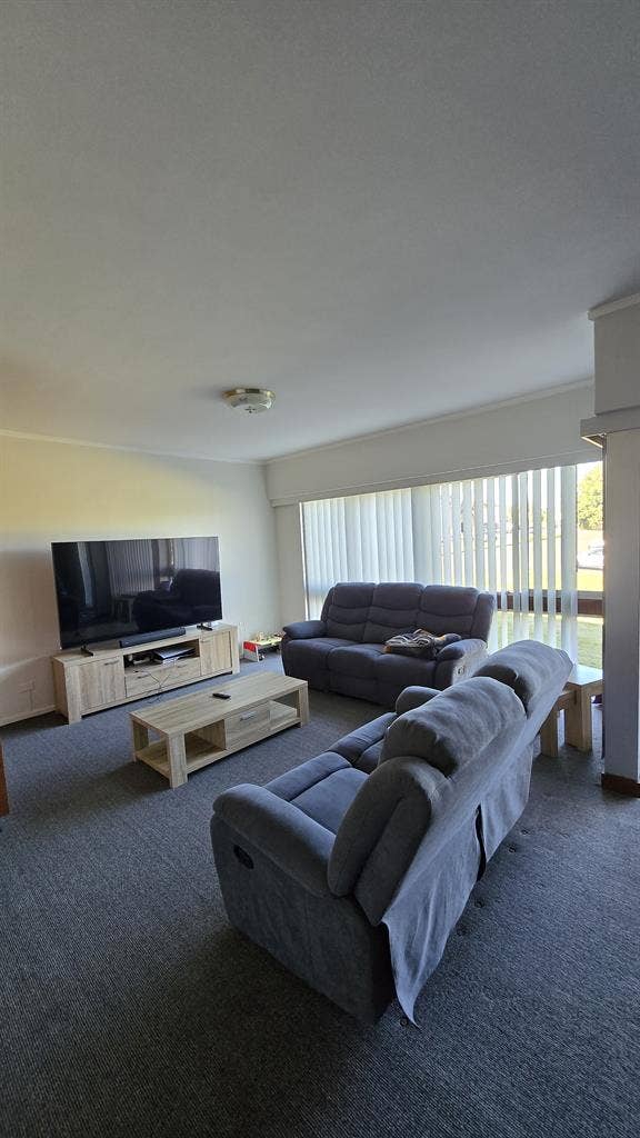 Room for rent- Fully Furnished