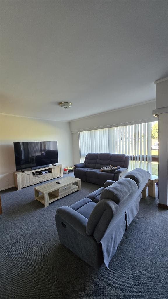Room for rent- Fully Furnished