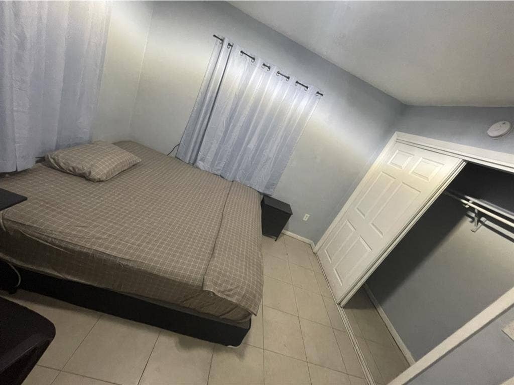 Nice room in Allapattah Miami fl