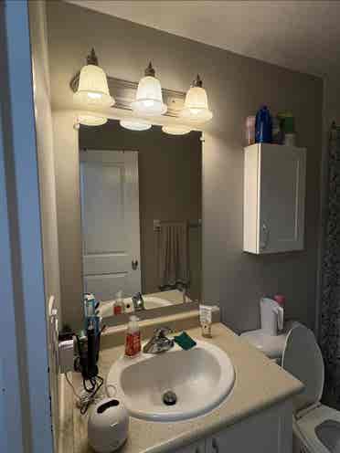 Non-furnished room for rent - Girls