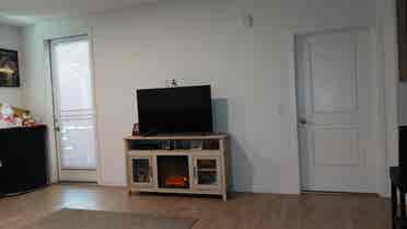 LUXURY APARTMENT UTILITIES INCLUDED