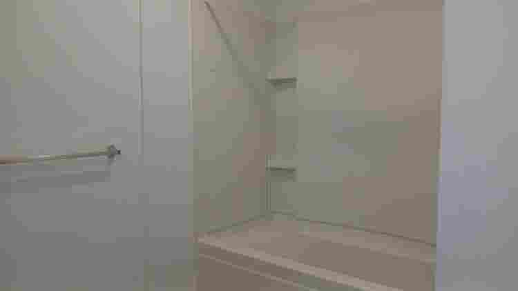 LUXURY APARTMENT UTILITIES INCLUDED