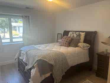 Private Room/Bath, Utilities Incl.