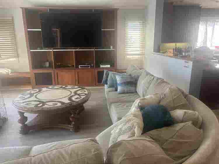Private Room/Bath, Utilities Incl.