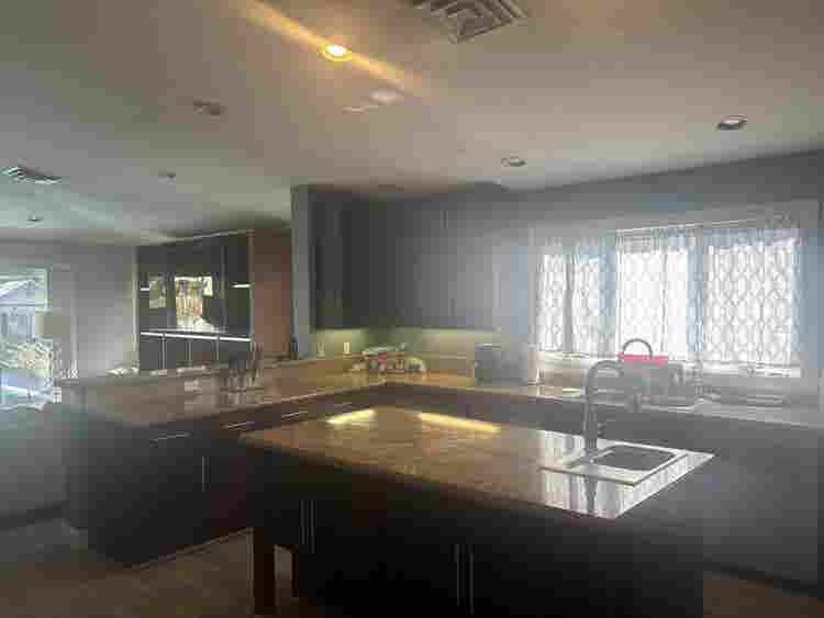 Private Room/Bath, Utilities Incl.