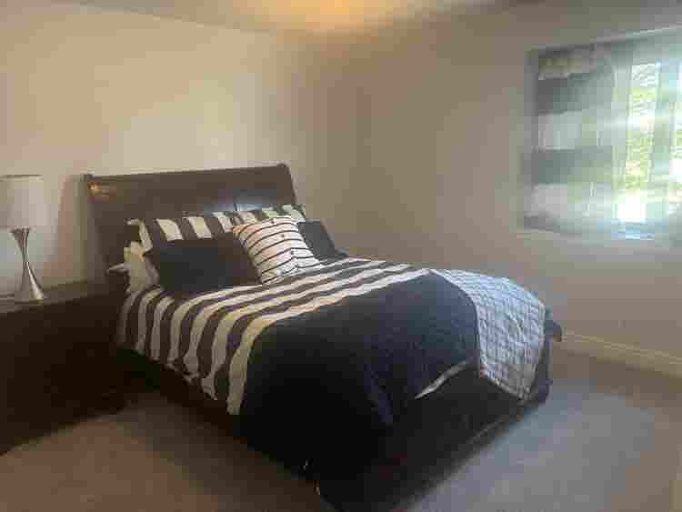 Private Room/Bath, Utilities Incl.