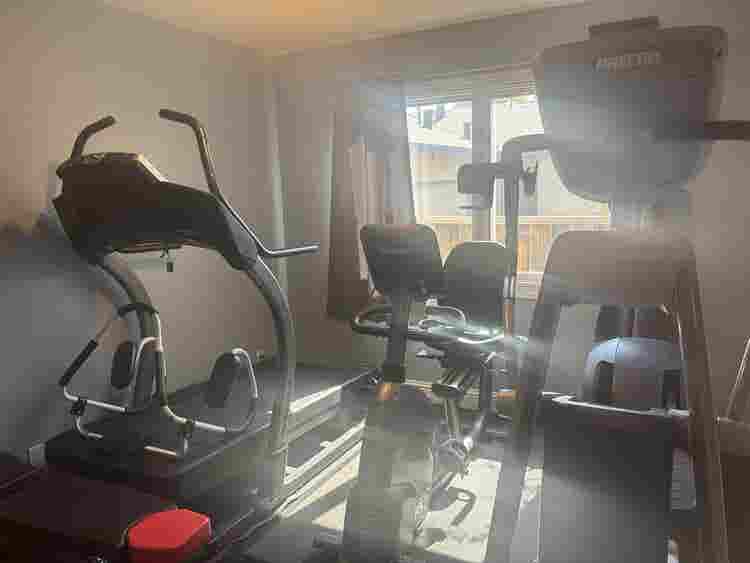 Private Room/Bath, Utilities Incl.