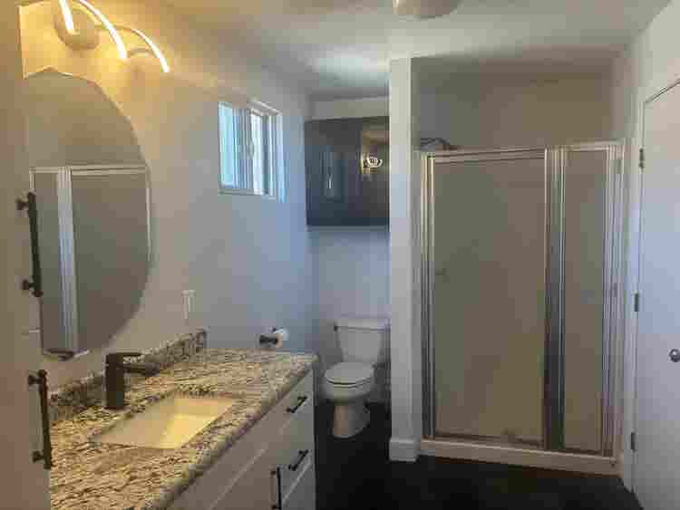Private Room/Bath, Utilities Incl.