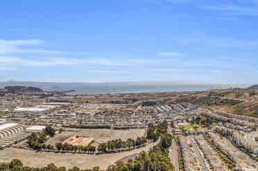 Serenity +value +Stunning SF Views