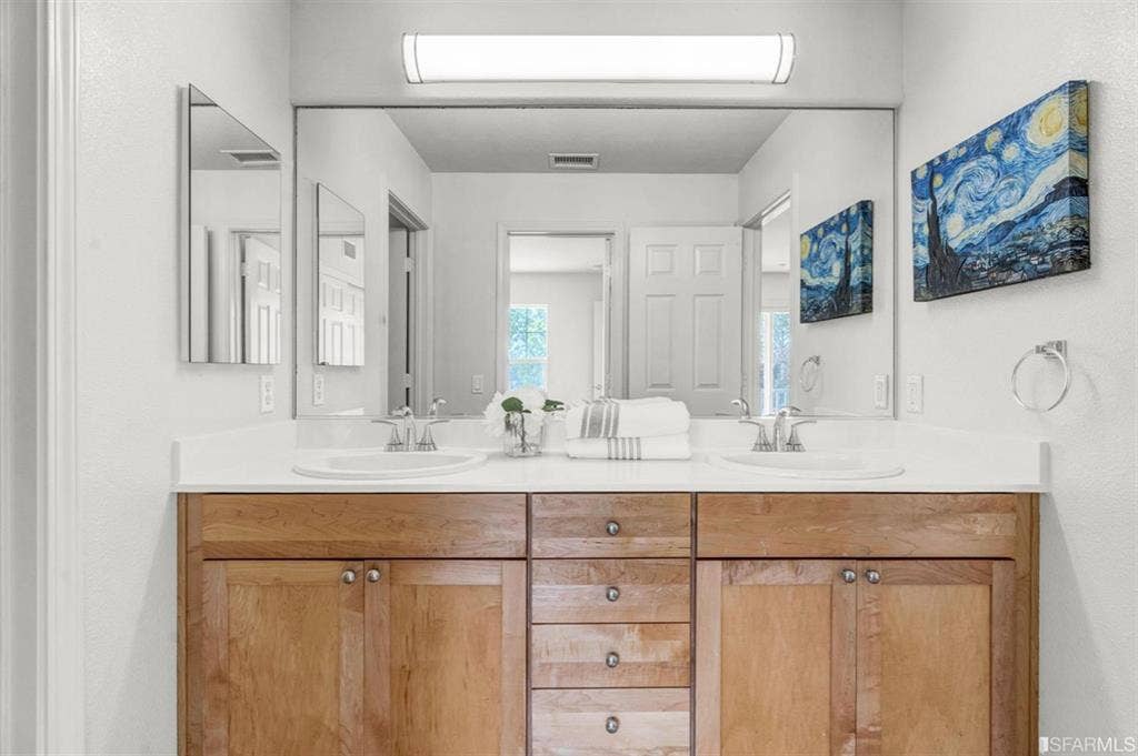 Serenity +value +Stunning SF Views