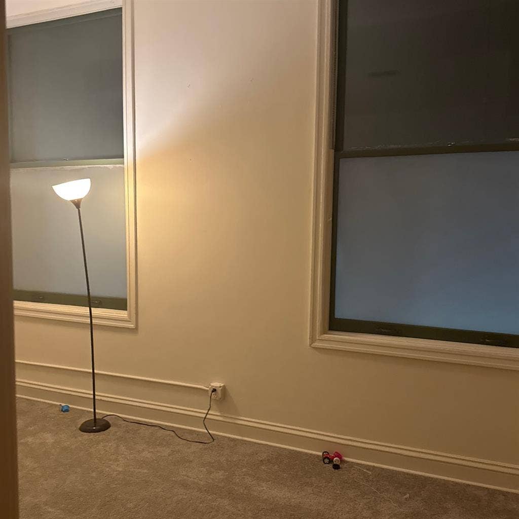 Looking for a clean calm roommate