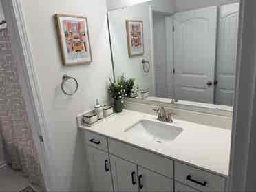 Private furnished Rooms for rent