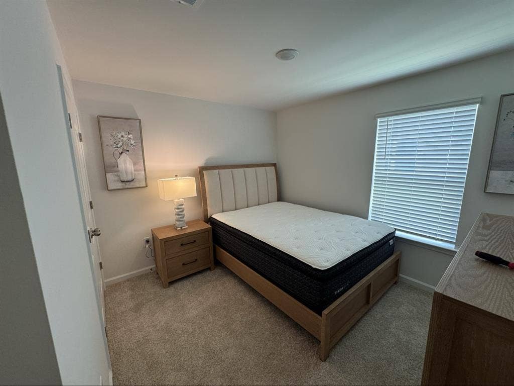 Private furnished Rooms for rent
