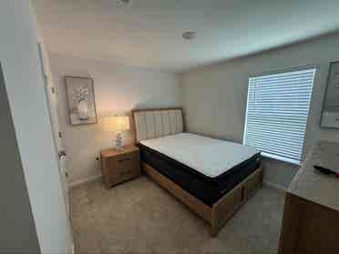Private furnished Rooms for rent