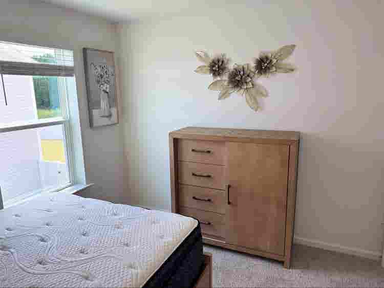 Private furnished Rooms for rent
