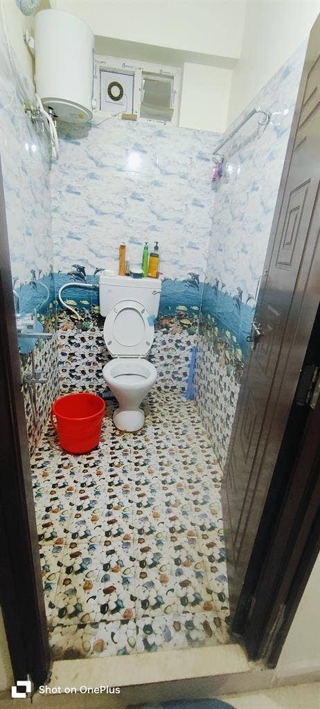 Flatmate Needed