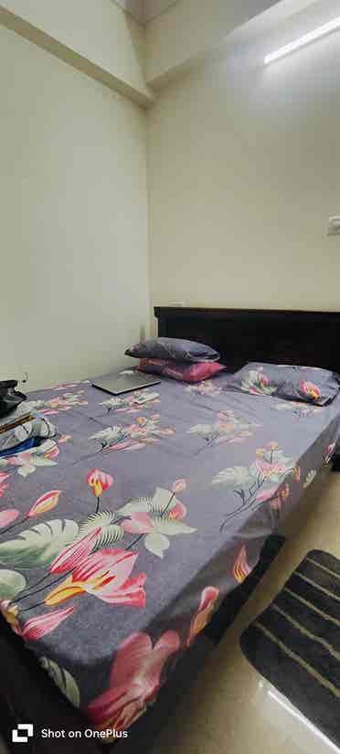Flatmate Needed