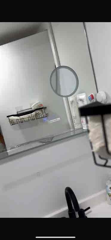 Private Accommodation - 1 Female