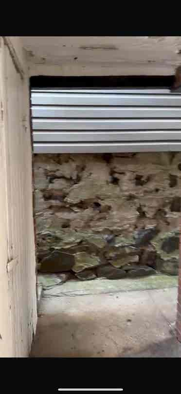 Private Accommodation - 1 Female