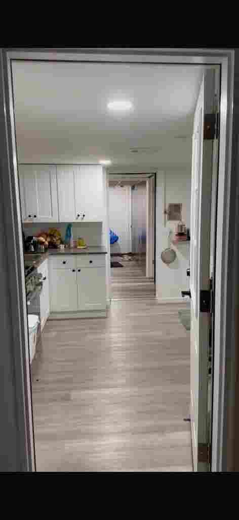 Private Accommodation - 1 Female
