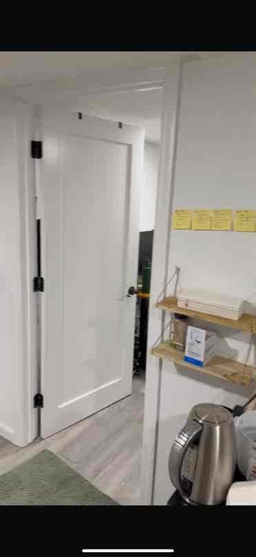 Private Accommodation - 1 Female
