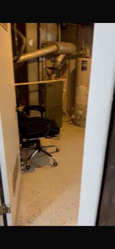 Private Accommodation - 1 Female