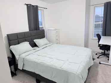 Fully Furnished Room in Little Elm