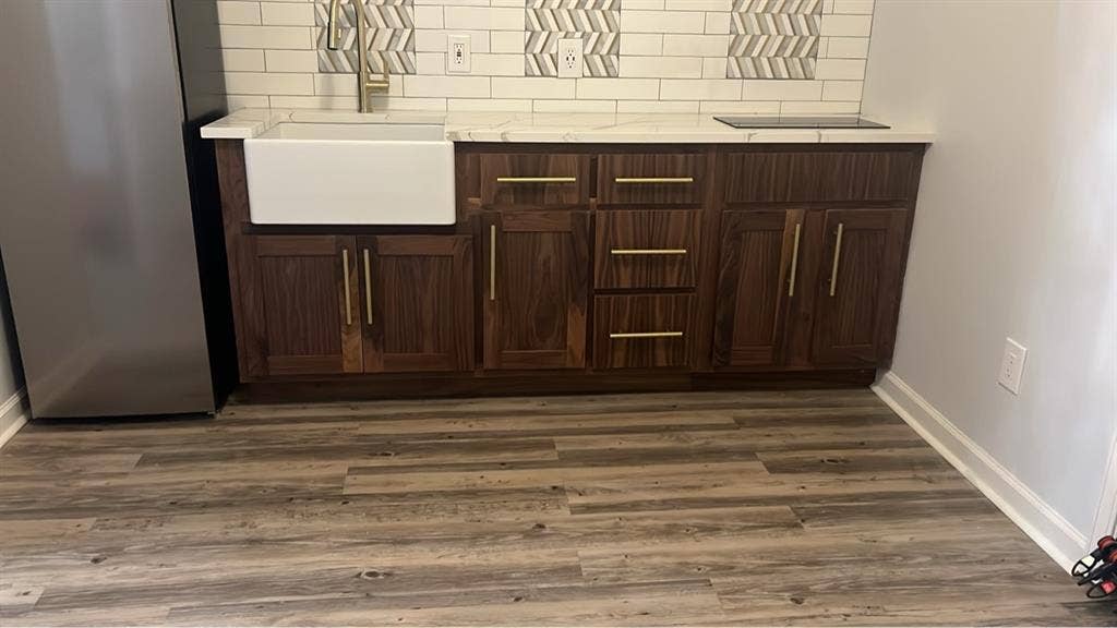 Beautiful  Master w/ kitchenette