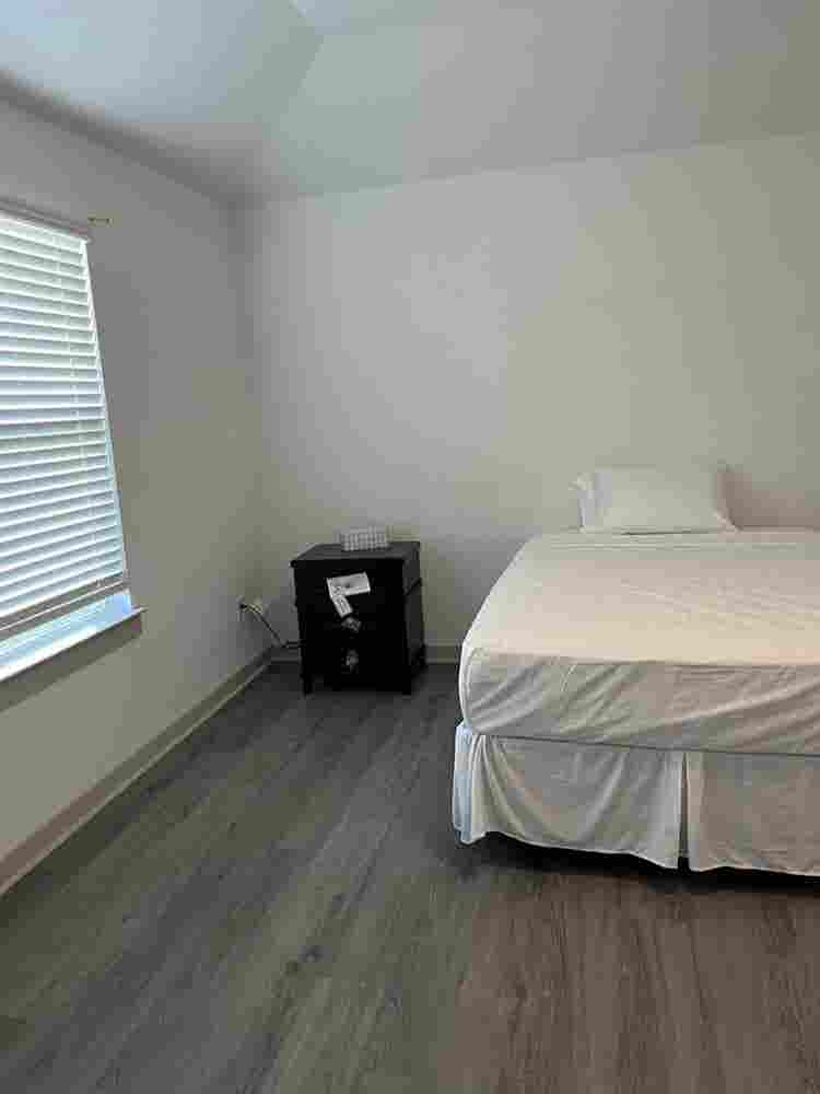 Female shared living  Katy TX
