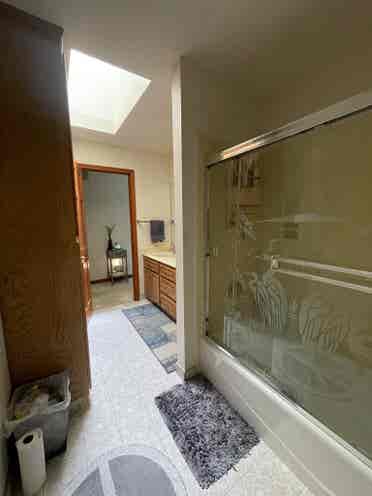 Spacious room for rent