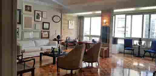 Room at Copacabana - artsy & cool