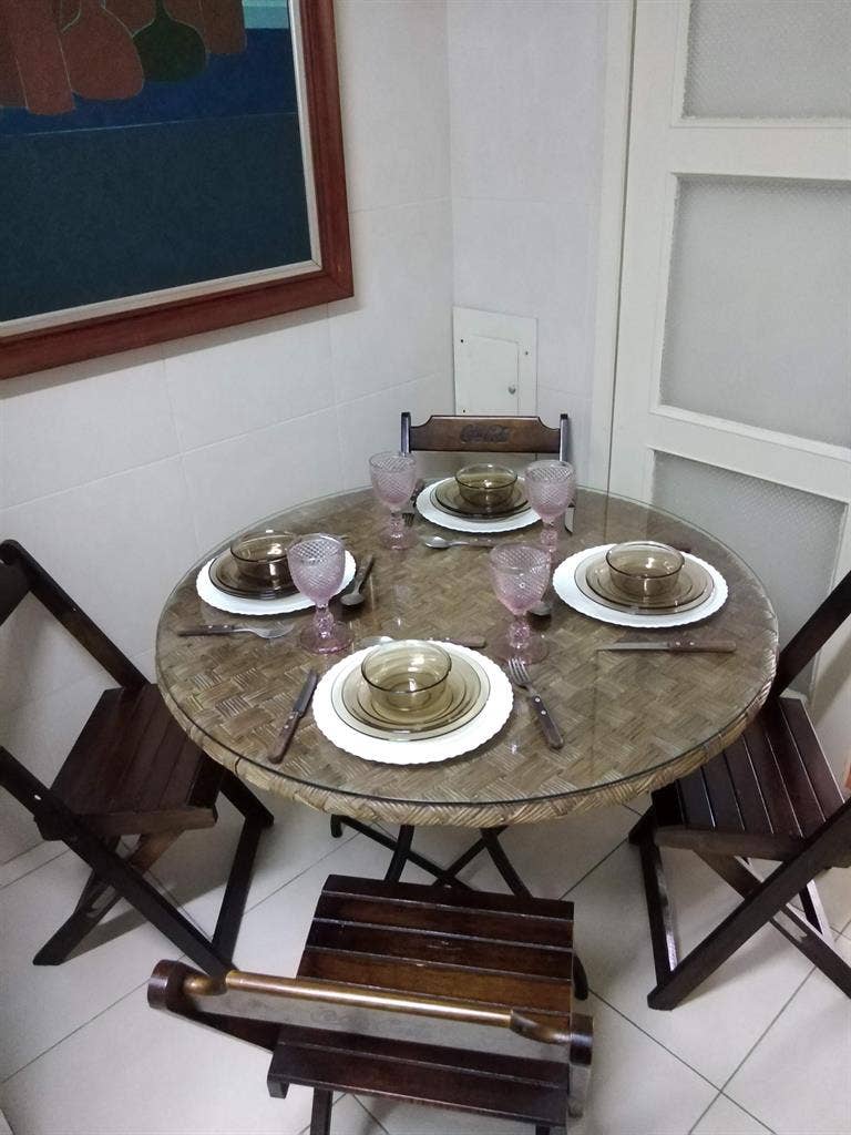 Room at Copacabana - artsy & cool