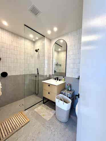 Seeking Mature Female Roomie