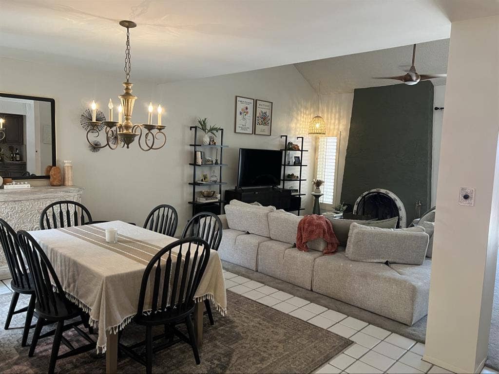 Looking for third roommate!