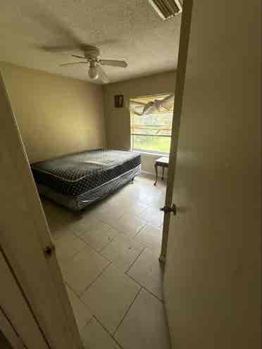 2 rooms for rent. Unfurnished