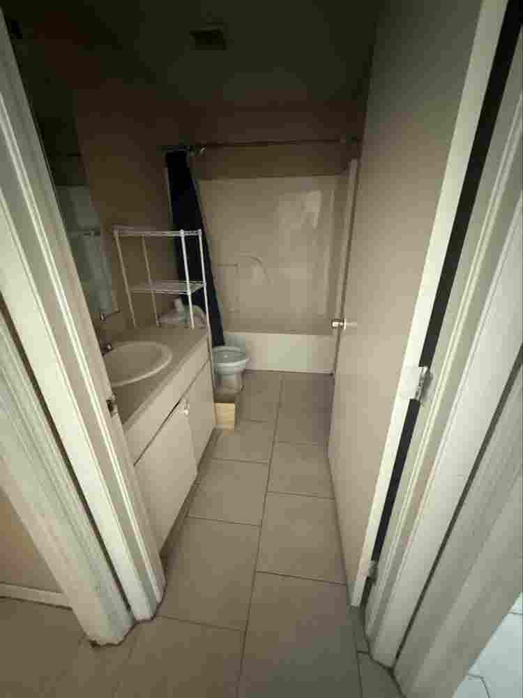 2 rooms for rent. Unfurnished