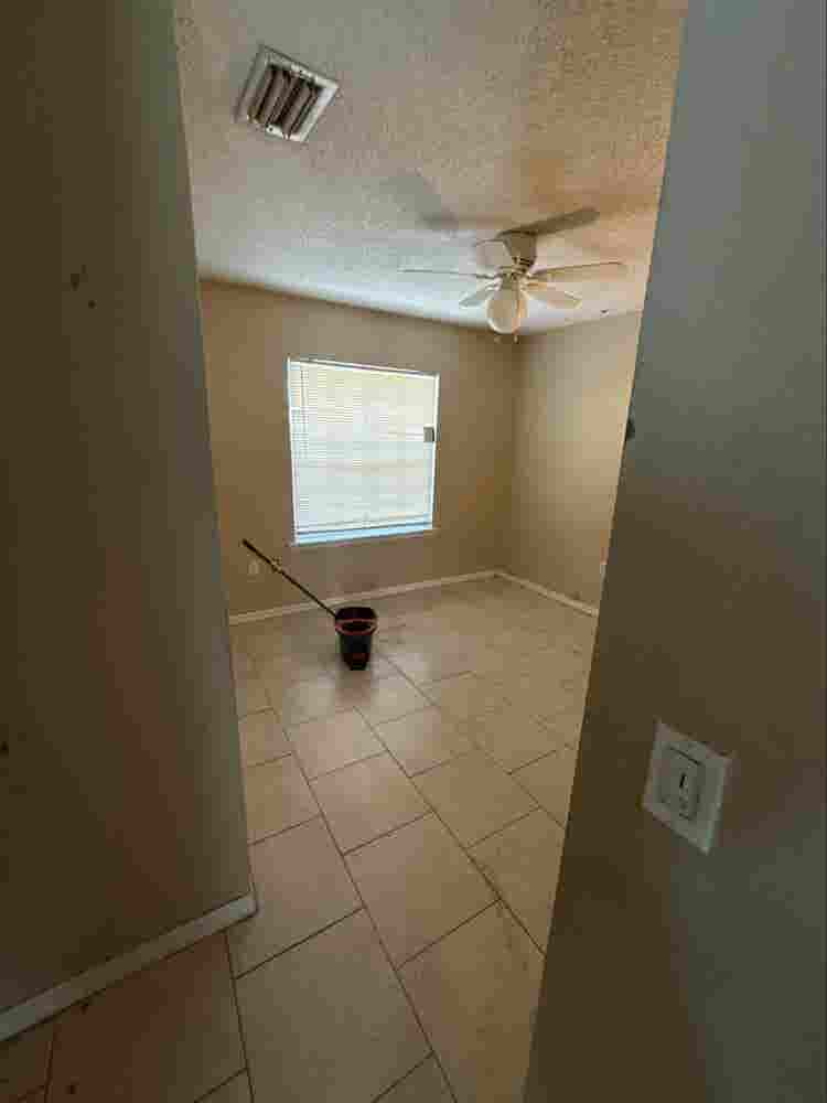 2 rooms for rent. Unfurnished