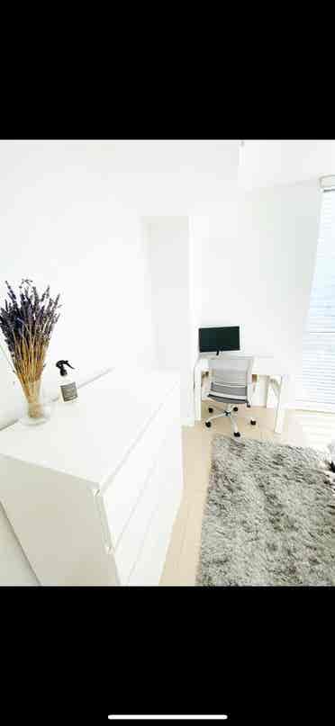BEAUTIFUL FURNISHED, WATER VIEW :)