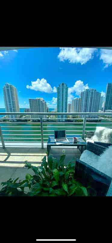 BEAUTIFUL FURNISHED, WATER VIEW :)