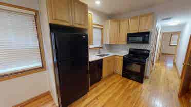 1 BR in Chicago