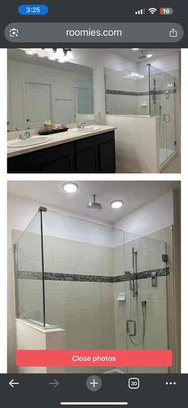 Studio private bathroom & entrance