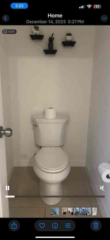 Studio private bathroom & entrance