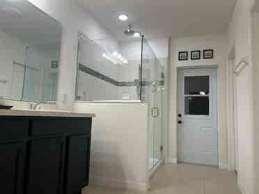 Studio private bathroom & entrance