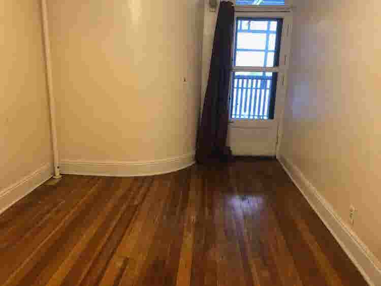 Brookline Roommates Appt Bedrooms